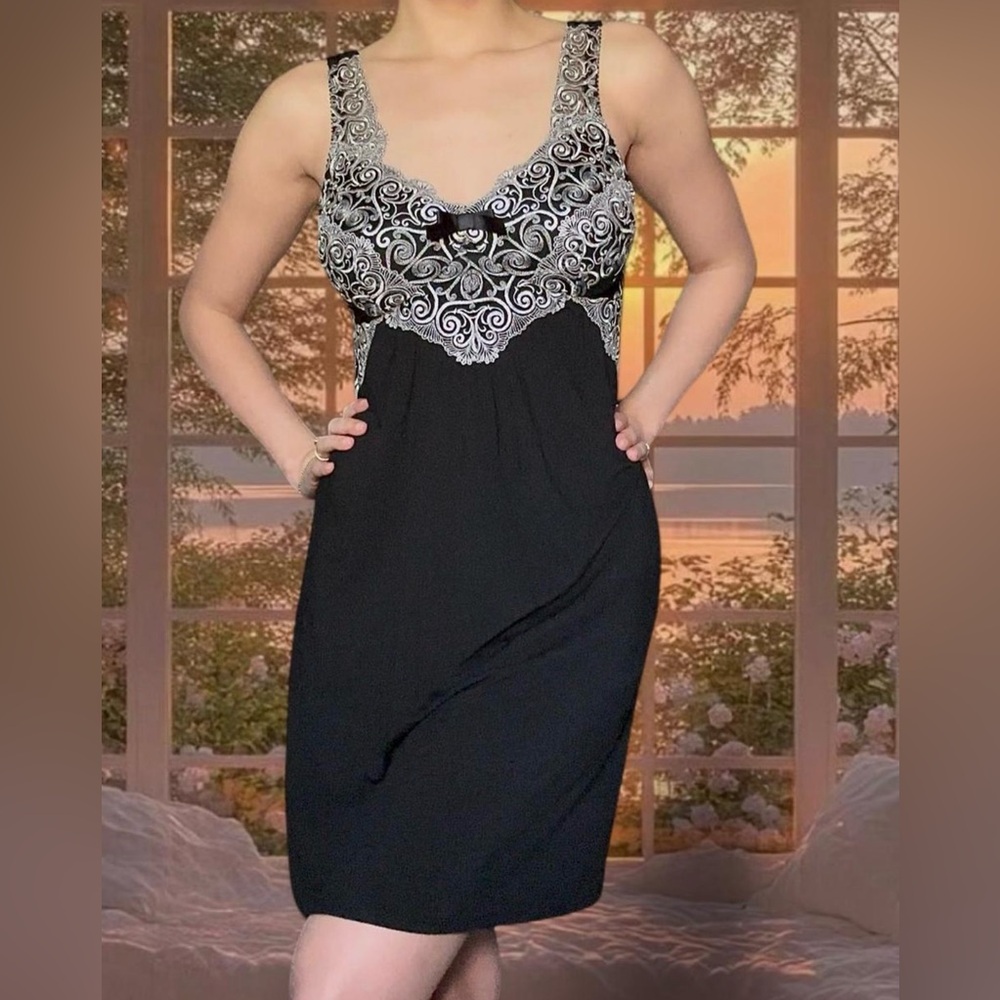 Soma Black and white Embroidered slip dress